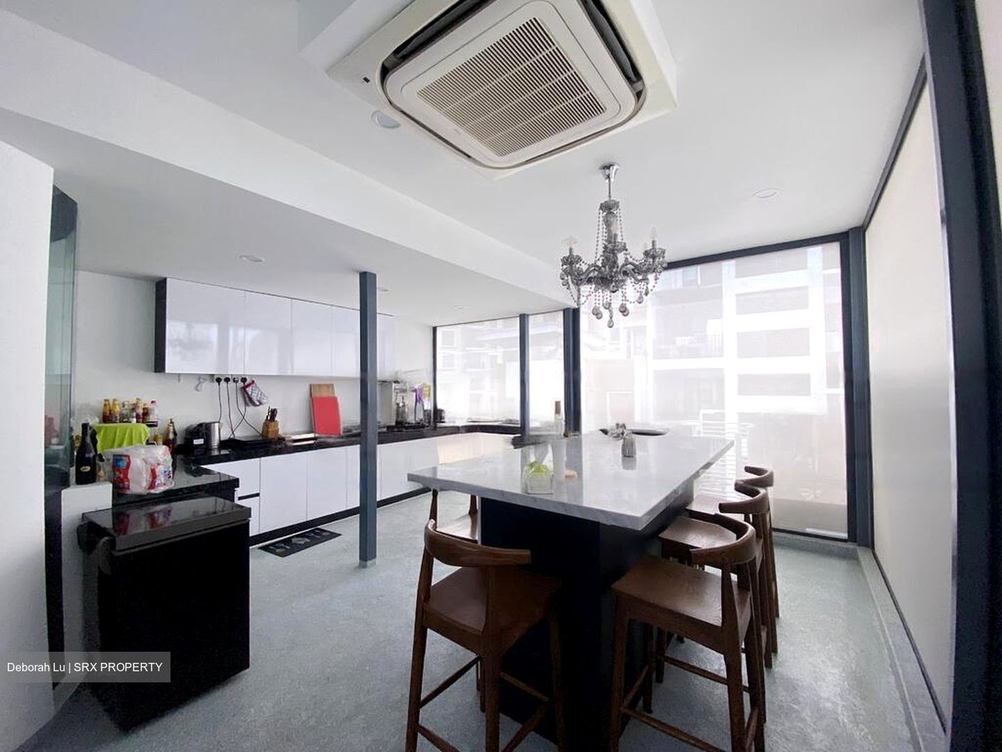 Two8one Studio (D9), Apartment #467651021